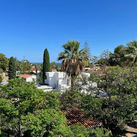 Guestready - Chasing The Sun In Malaga Marbella